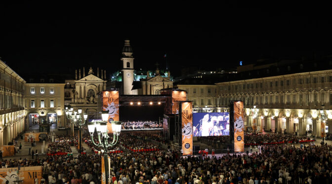 La musica classica riparta da Piazza San Carlo